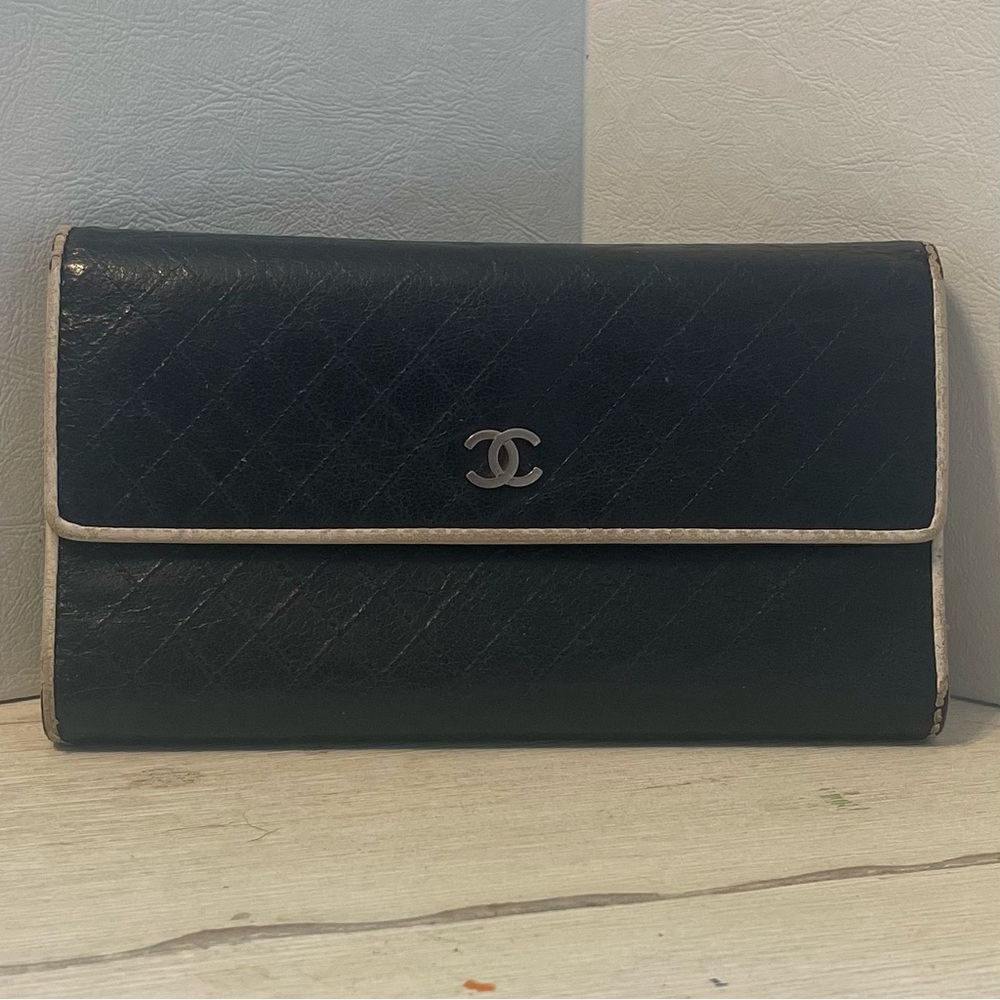 CHANEL 2006-2008 Black Long Wallet - Picture 3 of 8